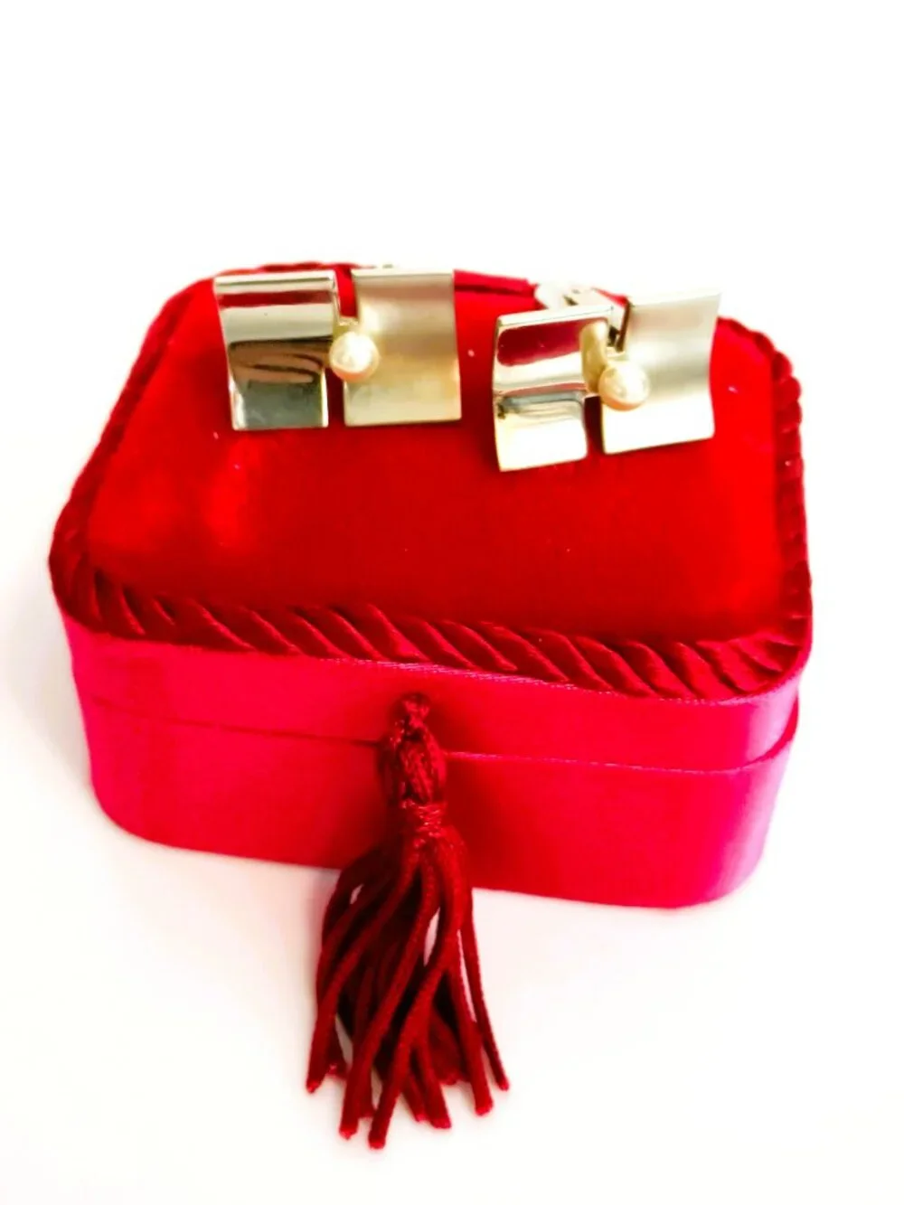 Silver Rectangle Scoop Pearl Cufflinks